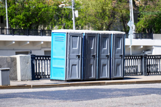 Best Portable bathroom rental  in Newport, WA