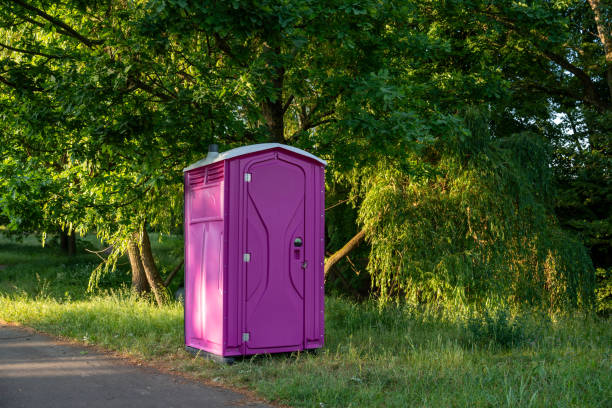 Best Affordable porta potty rental  in Newport, WA