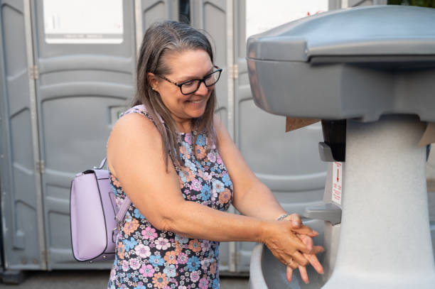 Best Emergency porta potty rental  in Newport, WA